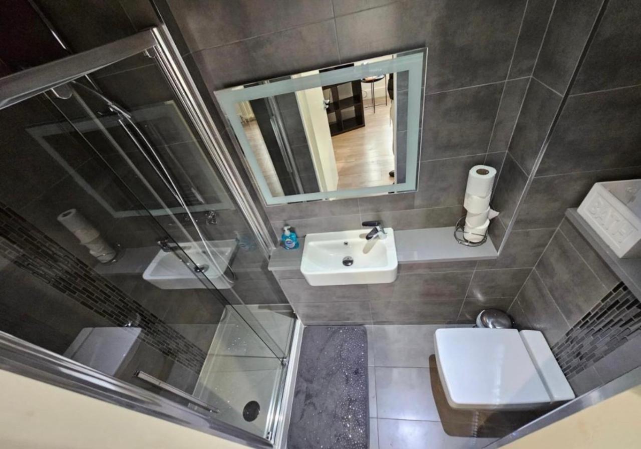 Luxury Double With Private Bathroom Quarto em Acomodações Particulares *